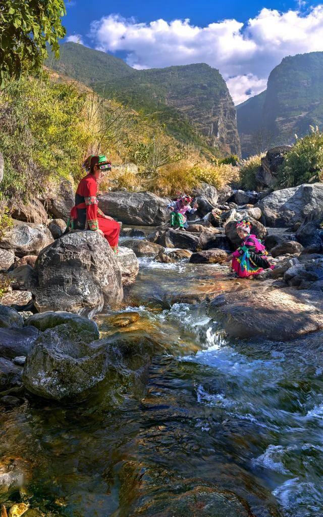 2019年87岁老人肝癌晚期：不做化疗，爱打麻将，女儿尊重他的选择
